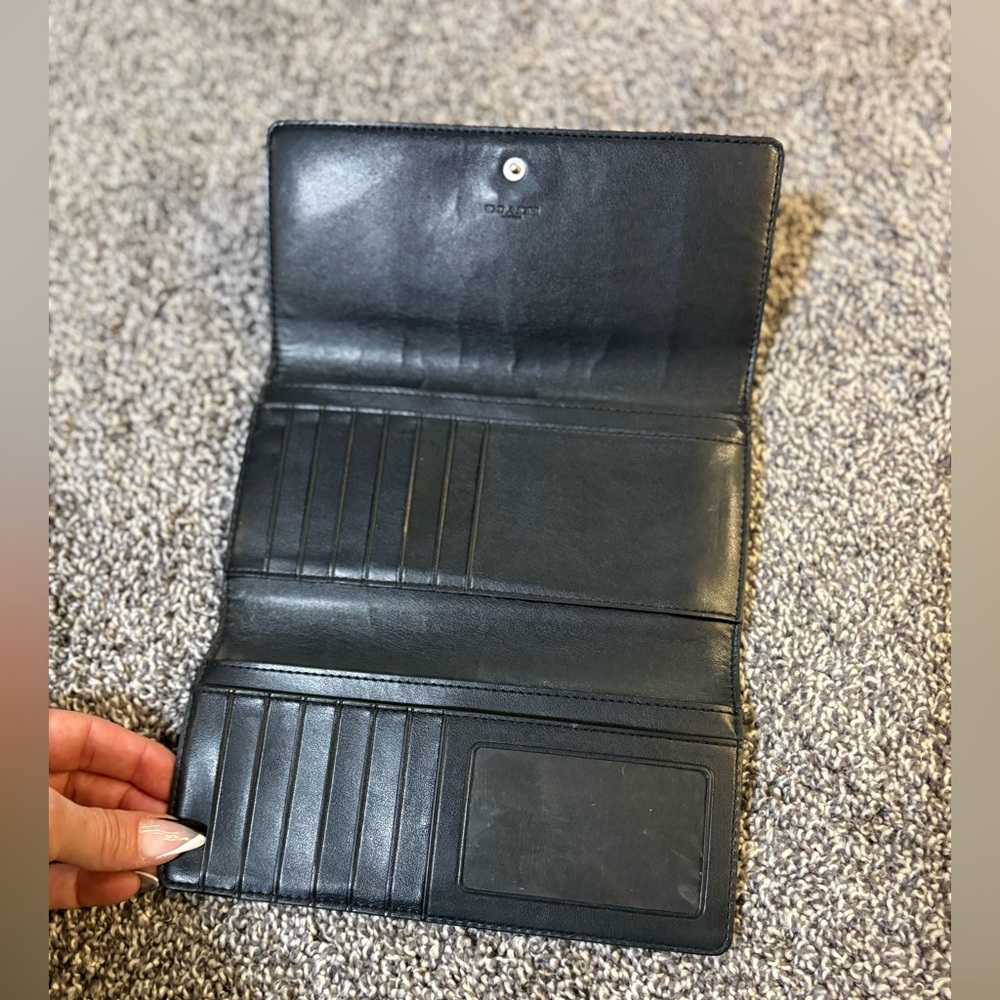 COACH TRIFOLD WALLET IN SIGNATURE CANVAS - Picture 6 of 10